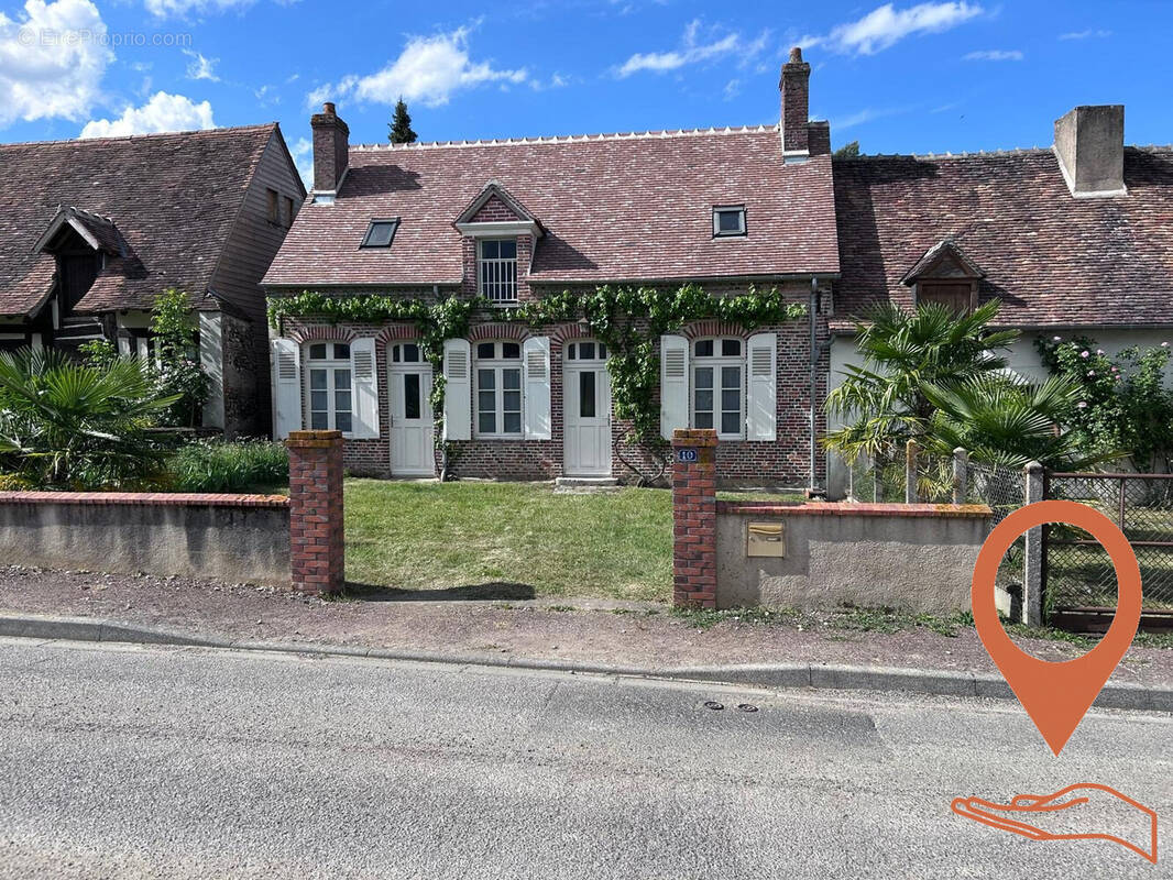 Maison à CERNOY-EN-BERRY