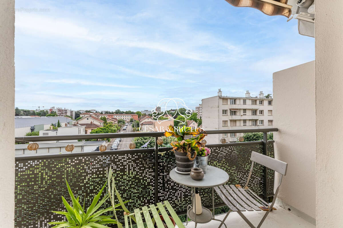 Appartement 52 m² à Caluire-Et-Cuire  - photo 8