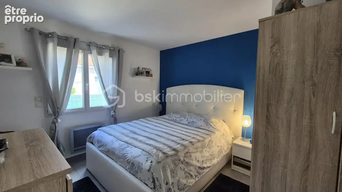 A vendre villa trois faces recente de 82m² sur terrain de 286m² a elne - en plain pied - deux chambres - garage - aucun travaux  - photo 16