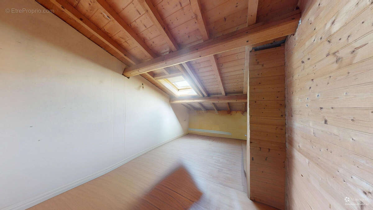 Maison à BAS-EN-BASSET