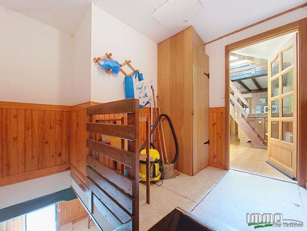 Appartement à FRESSE-SUR-MOSELLE