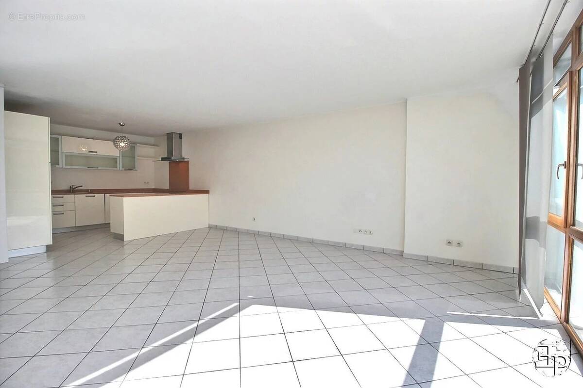 Appartement à SAINT-JULIEN-EN-GENEVOIS