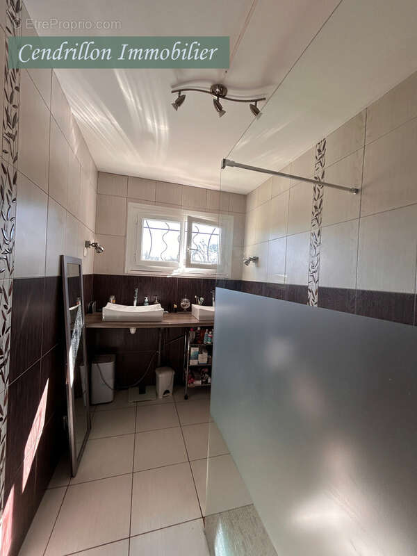 EXCLUSIVITÉ   Maison familiale  (115 m2) avec jardin clos et sous-sol complet à Sardent - photo 14