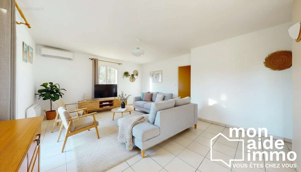 Maison 85 m² à Camarsac  - photo 4