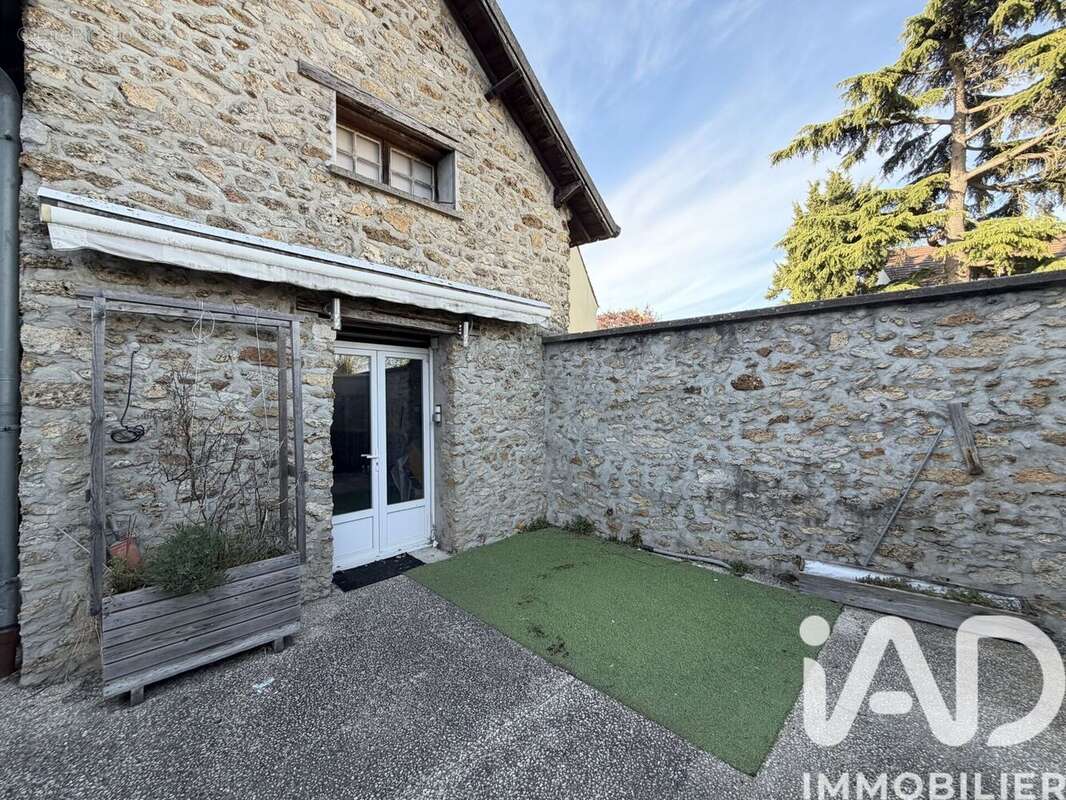 Photo 2 - Appartement à CHEPTAINVILLE
