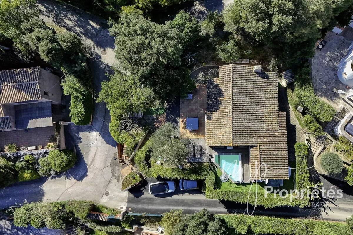 Maison à RAYOL-CANADEL-SUR-MER