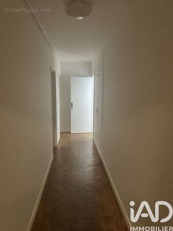 Photo 6 - Appartement à SAINT-MAUR-DES-FOSSES