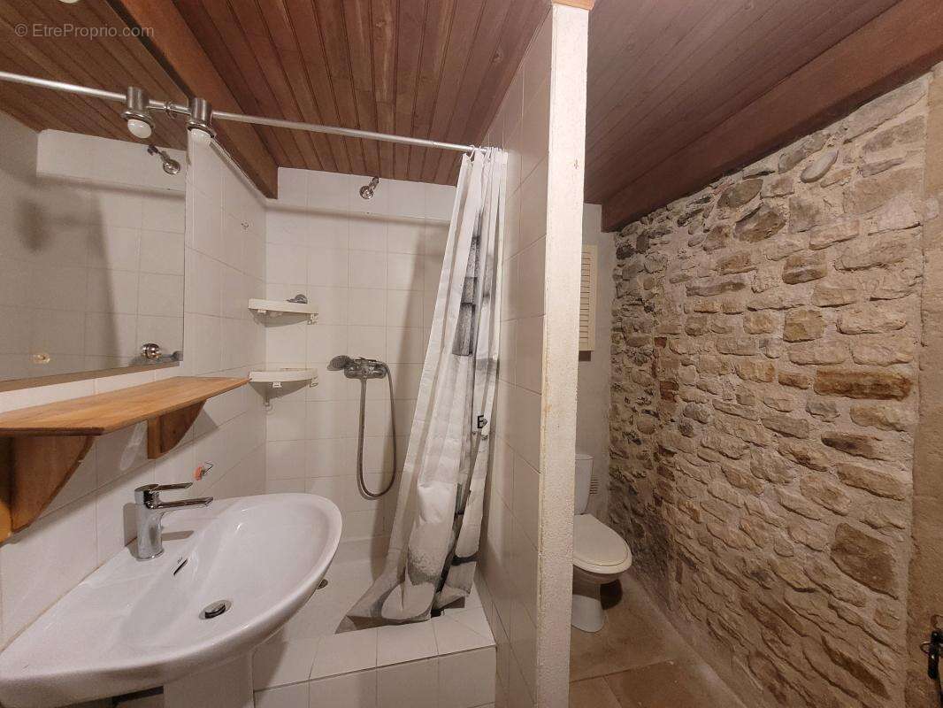 Appartement à PONT-SAINT-ESPRIT
