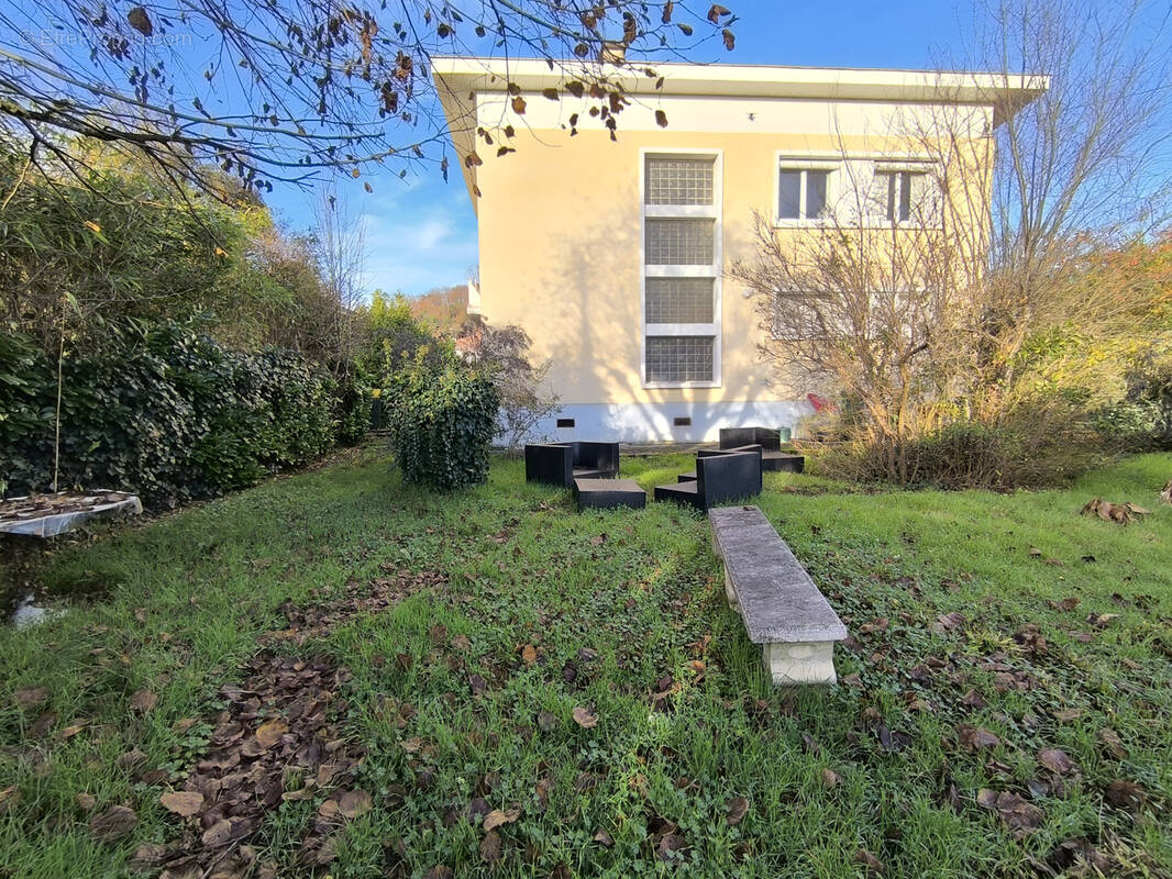 Maison à TRELISSAC