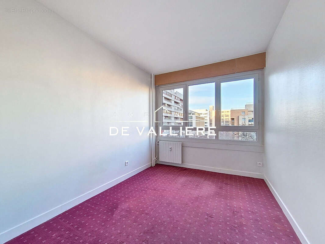 Appartement à NANTERRE
