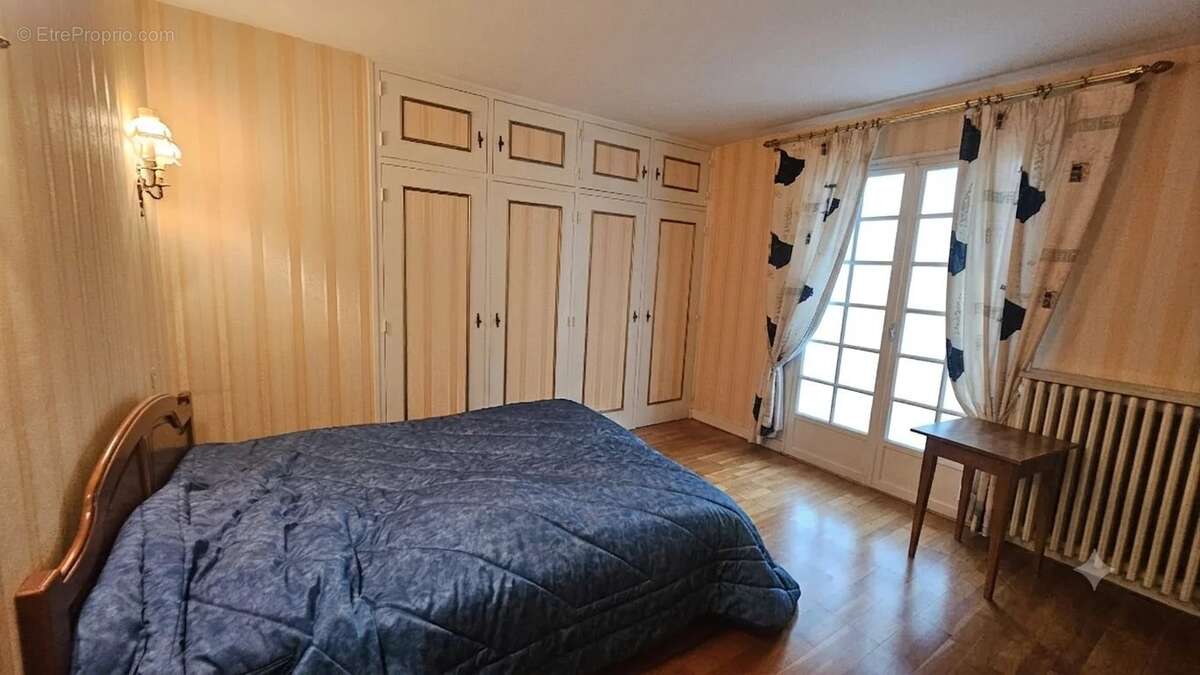 Maison à VARENNES-VAUZELLES