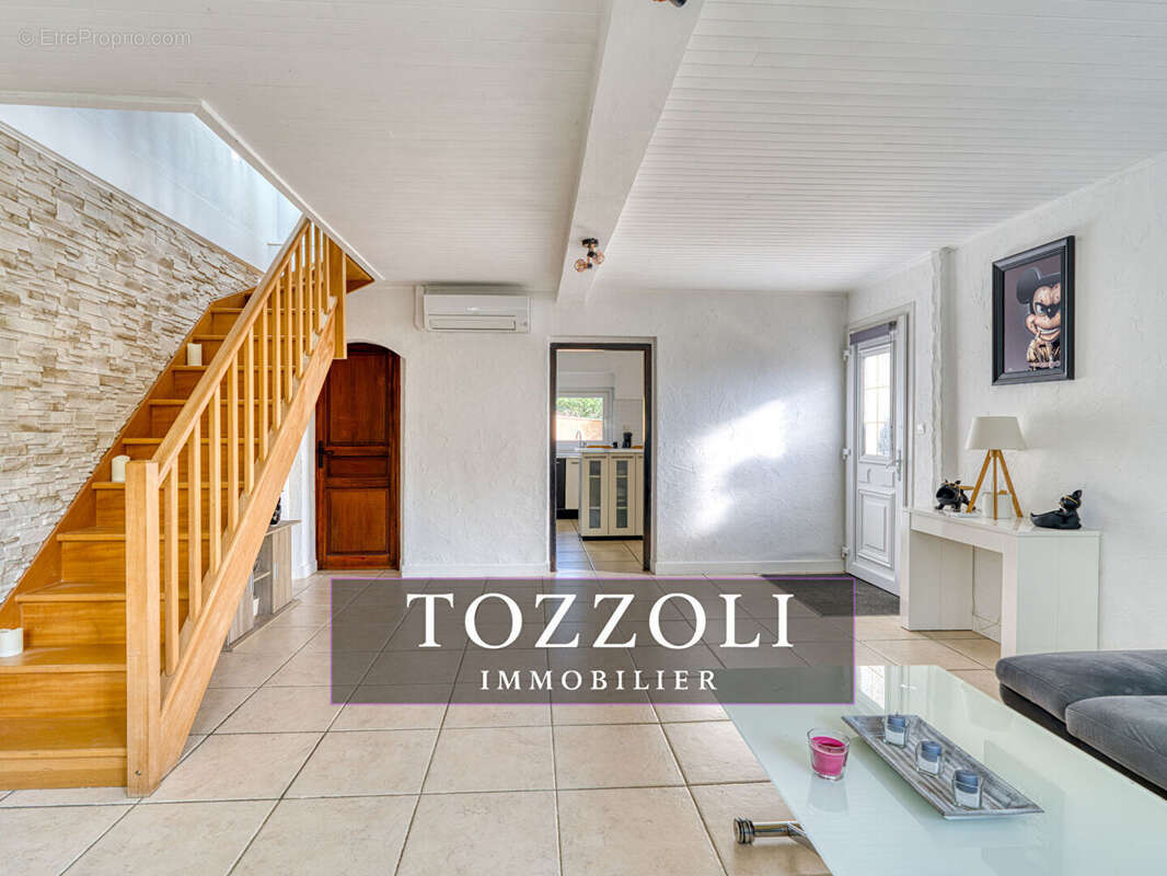 Maison à SAINT-QUENTIN-FALLAVIER