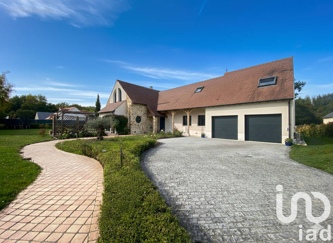 Photo 1 - Maison à MENNECY