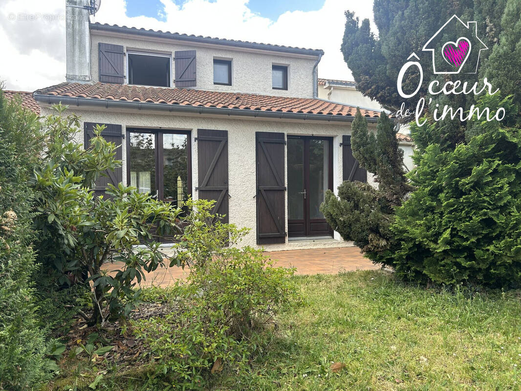 Maison à MORTAGNE-SUR-SEVRE