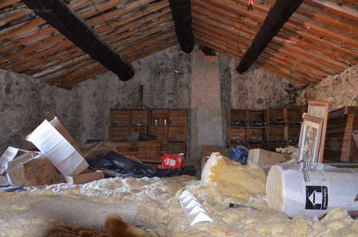 Maison à SAINT-REMEZE