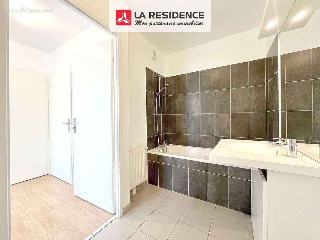 Appartement à SAINT-OUEN-L'AUMONE
