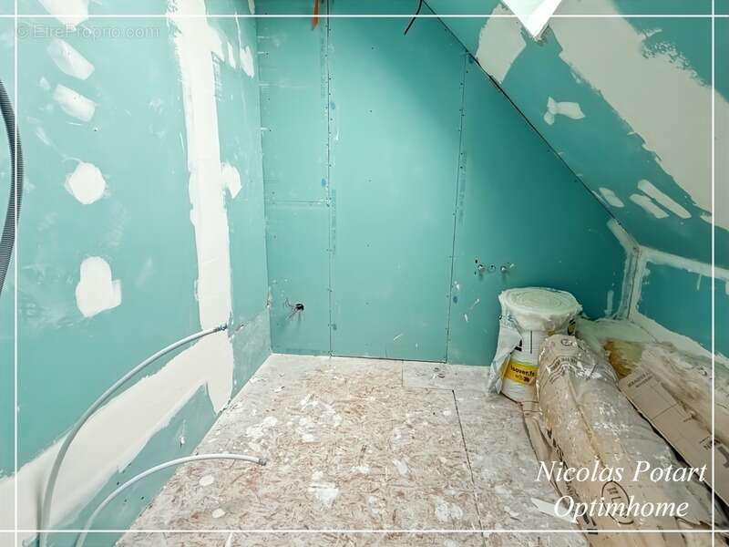 Ensemble immobilier avec granges et fort potentiel proche Compiègne - photo 15
