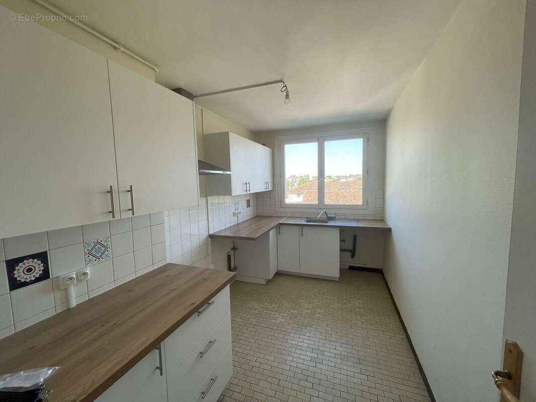 Appartement 54 m² à Perigueux  - photo 4