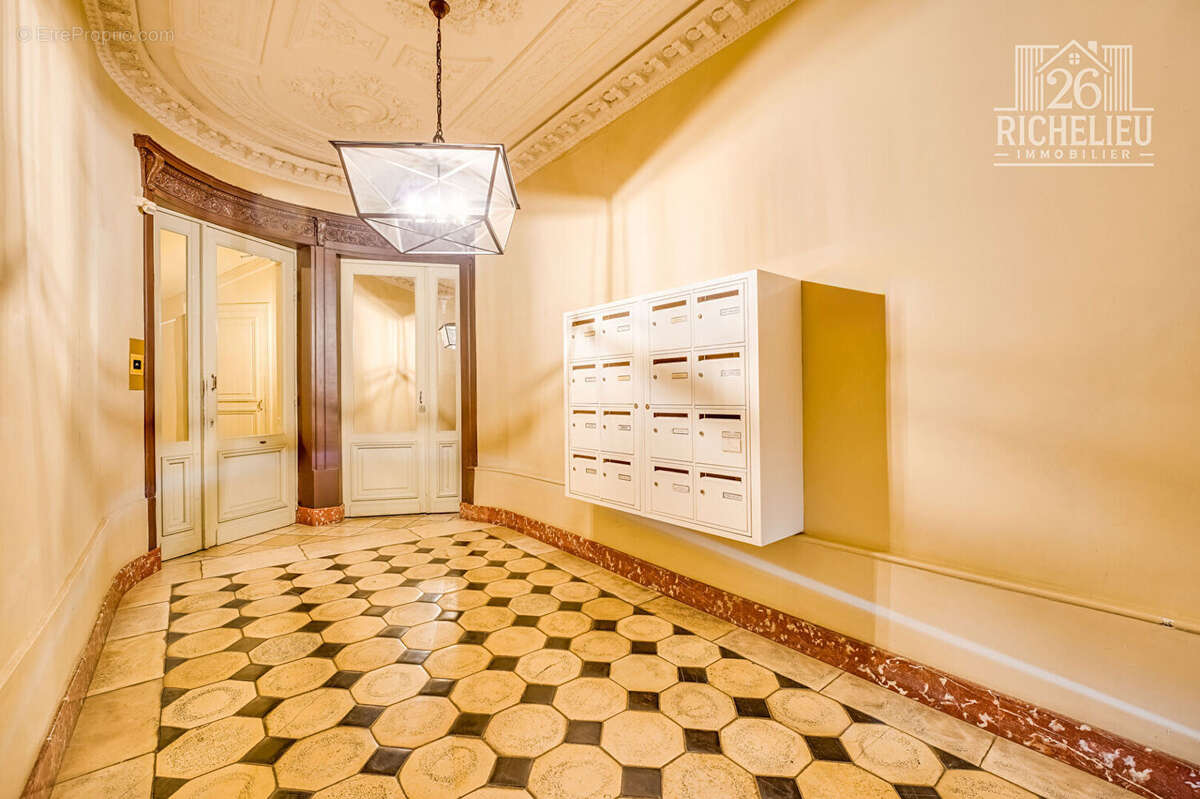 Appartement 53 m² au coeur de Paris, à proximité du Palais-Royal - photo 9