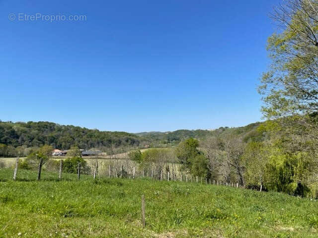 Jolie ferme à l'intérieur des terres - photo 15
