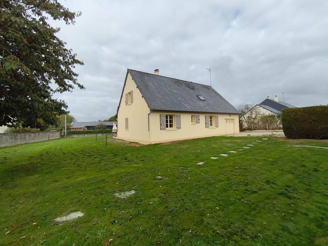 Maison à TESSE-FROULAY