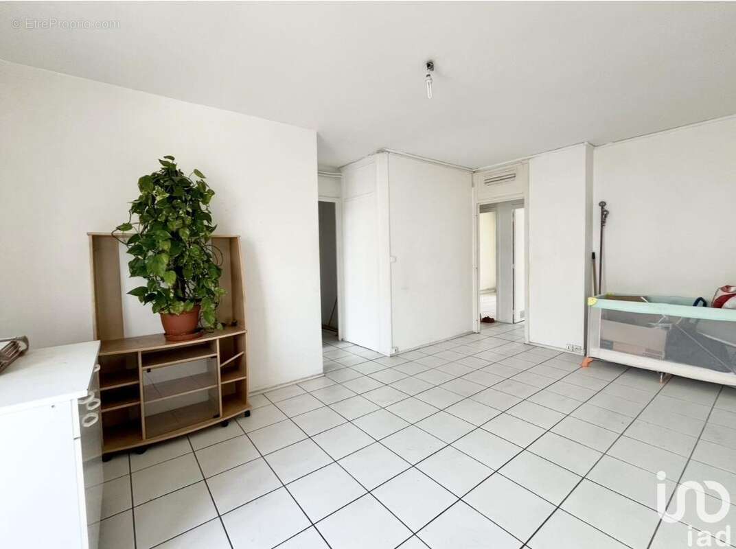 Photo 3 - Appartement à LYON-8E