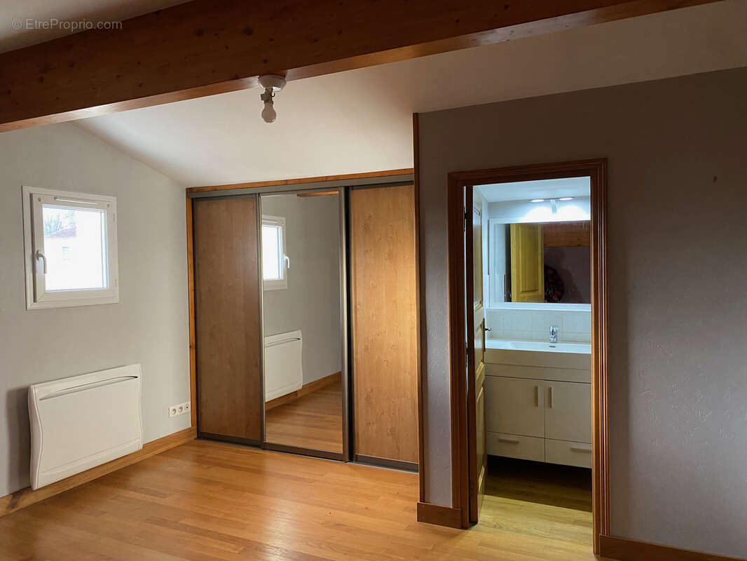 Maison à AUBETERRE-SUR-DRONNE