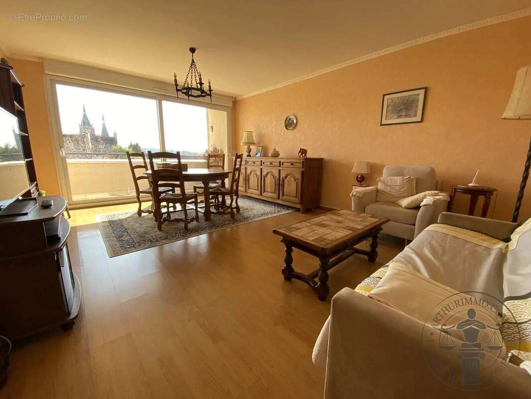Appartement à DOURDAN