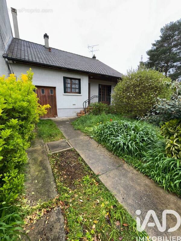 Photo 1 - Maison à SAINTE-GENEVIEVE-DES-BOIS