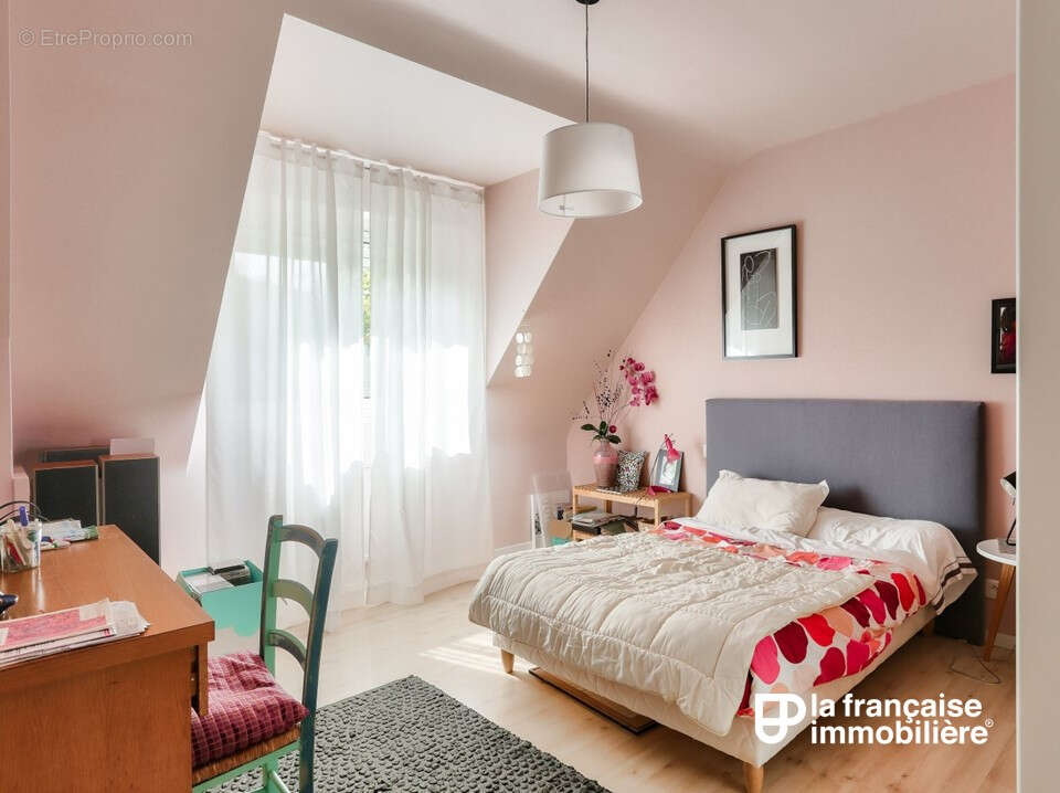 Maison à THORIGNE-FOUILLARD