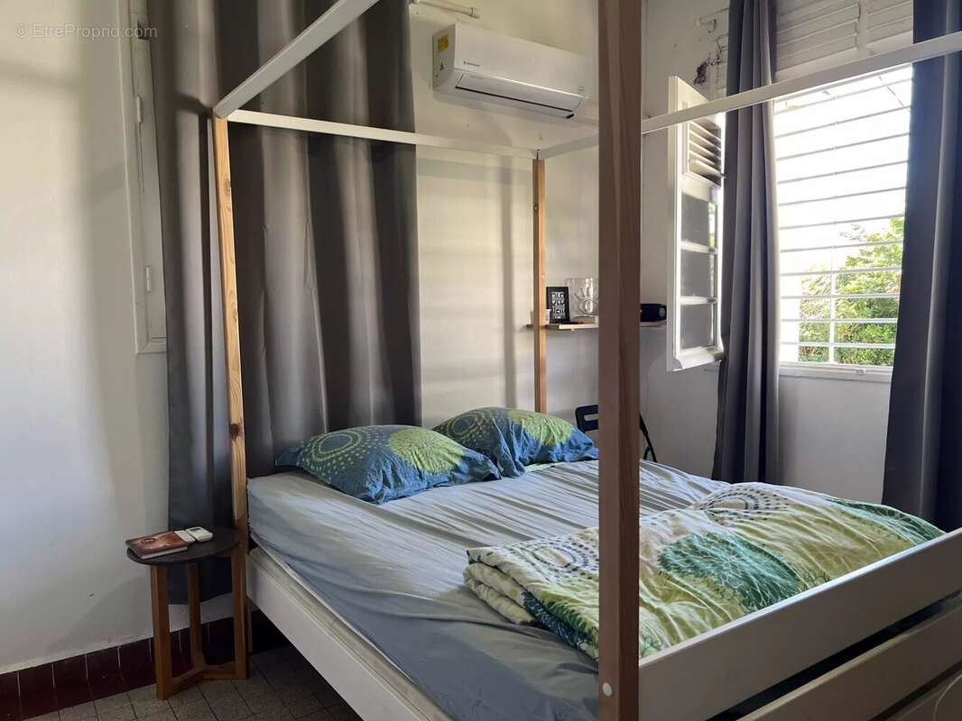 Maison à BASSE-TERRE