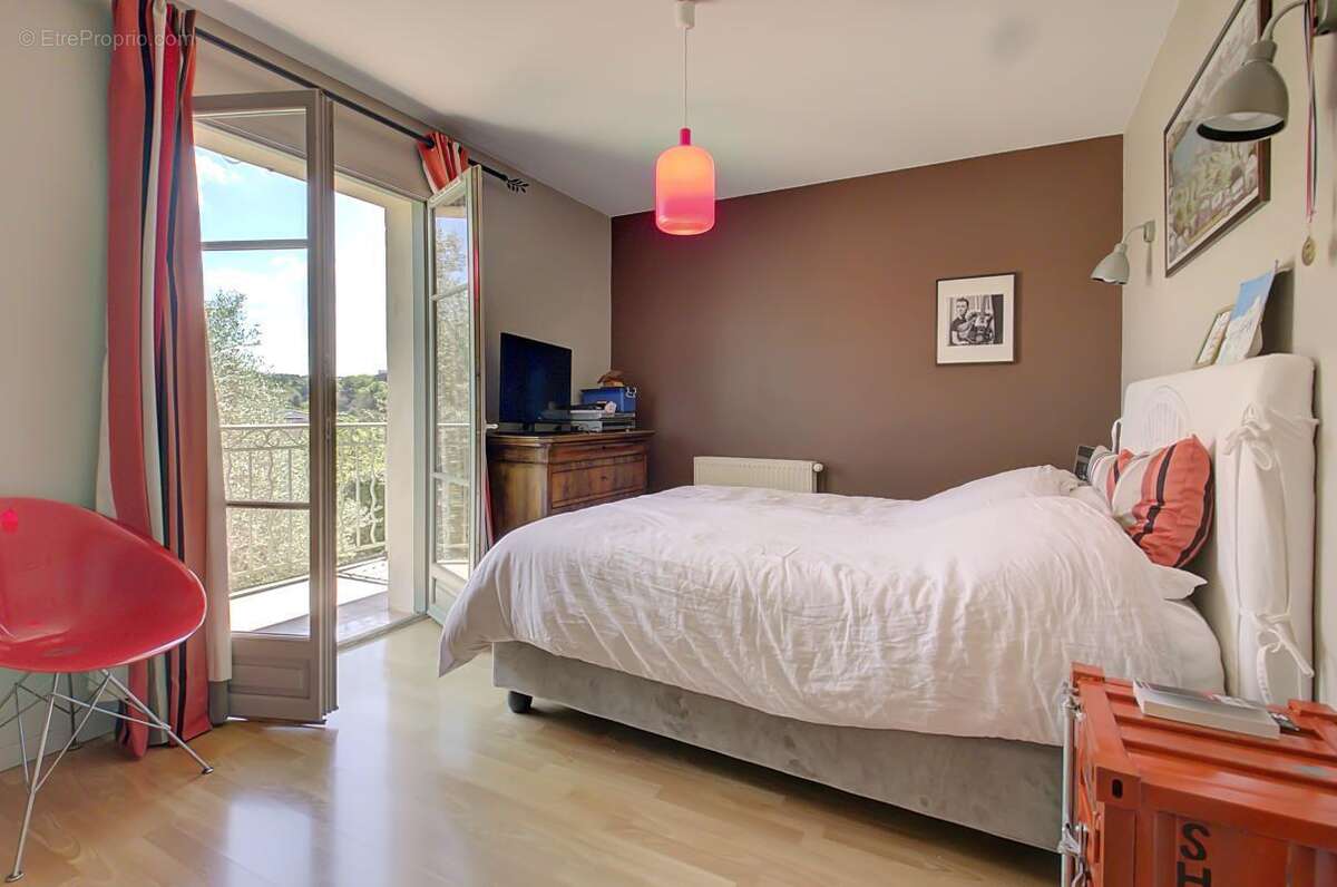 Maison familiale 5 chambres sur un magnifique terrain - photo 22
