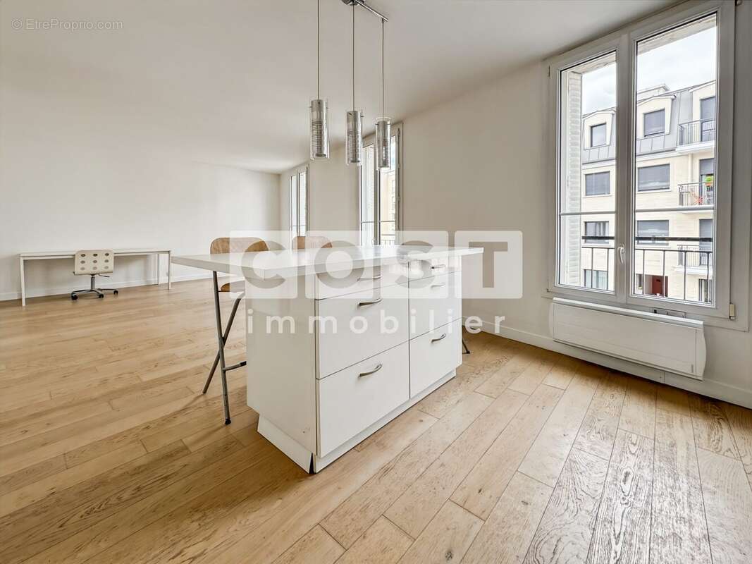 Appartement à ASNIERES-SUR-SEINE