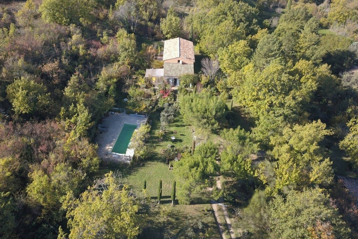 Maison à SAIGNON