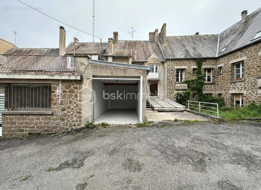 Appartement à MORTAIN