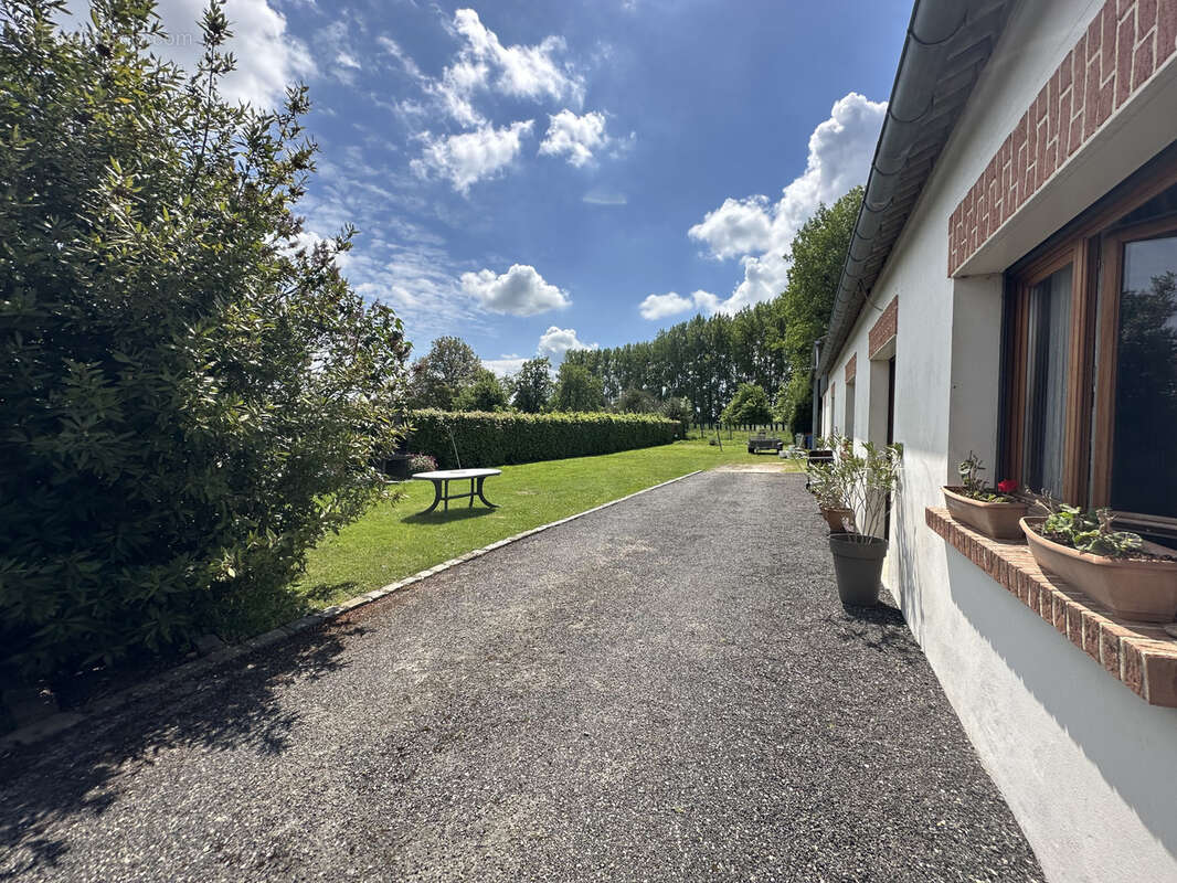 Maison à NOTRE-DAME-D'ALIERMONT