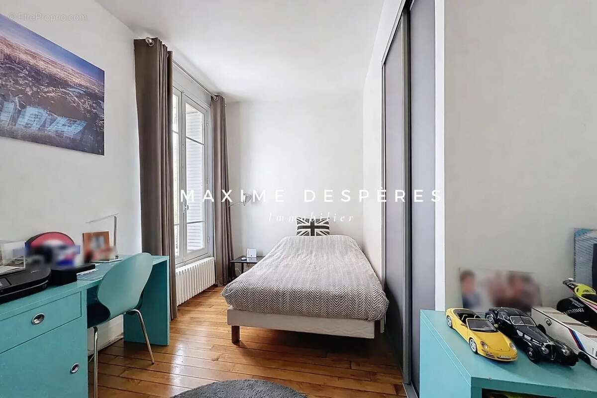 Appartement à NEUILLY-SUR-SEINE
