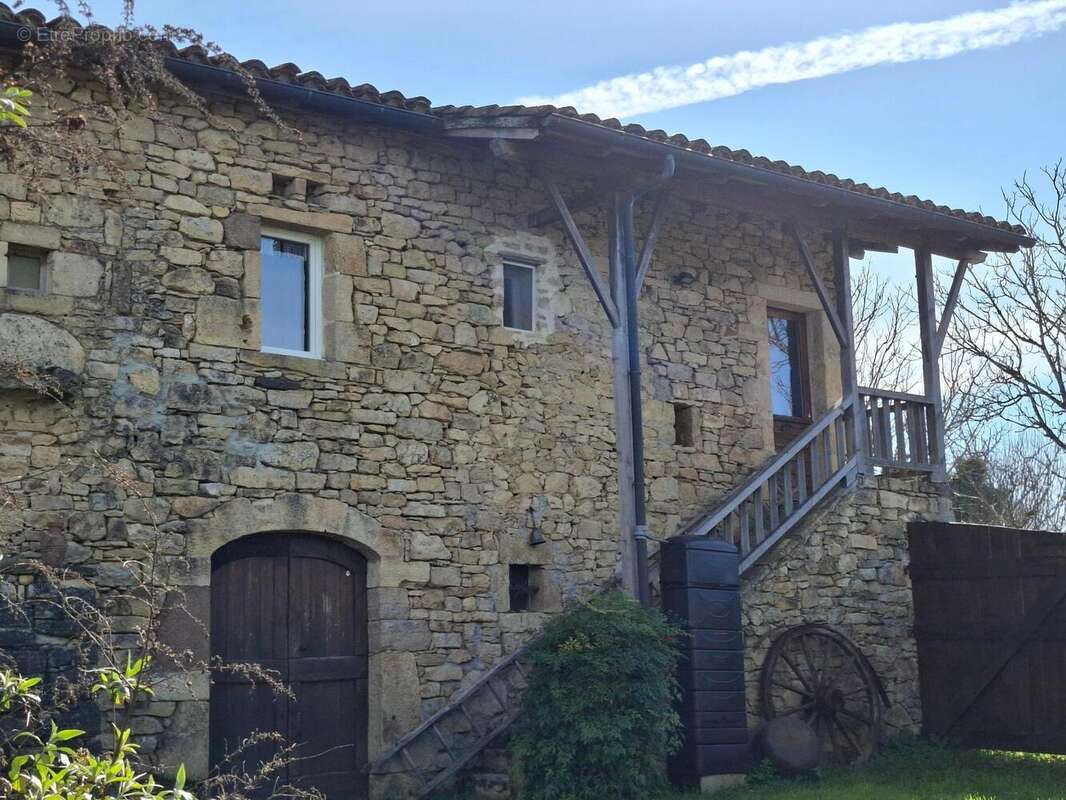 Maison 103 m² à Figeac  - photo 5