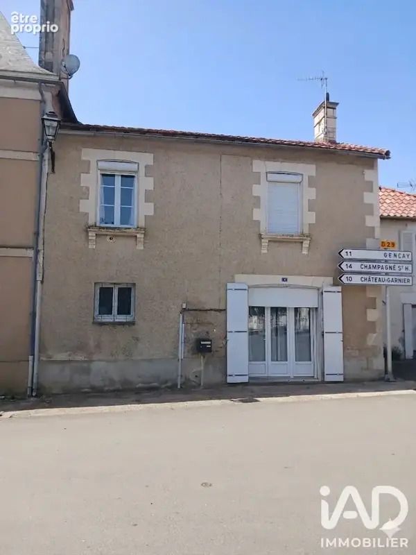 Photo 1 - Maison à SAINT-SECONDIN