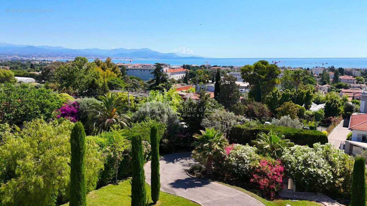 Appartement à ANTIBES