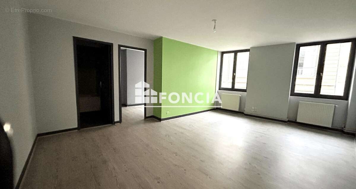 Appartement à SAINT-ETIENNE