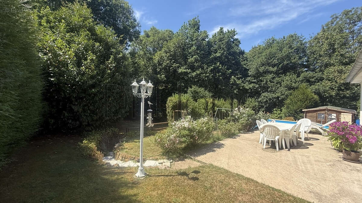 Saint-Dié-des-Vosges - Maison 140m2 quartier calme - photo 19