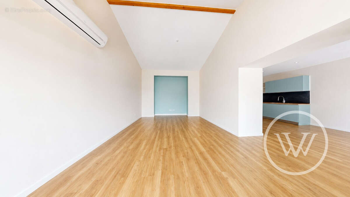 Maison 115 m² à Saint-Clair-Du-Rhone  - photo 2