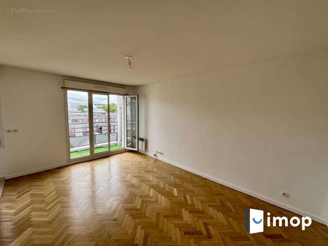 Appartement à SAINT-DENIS