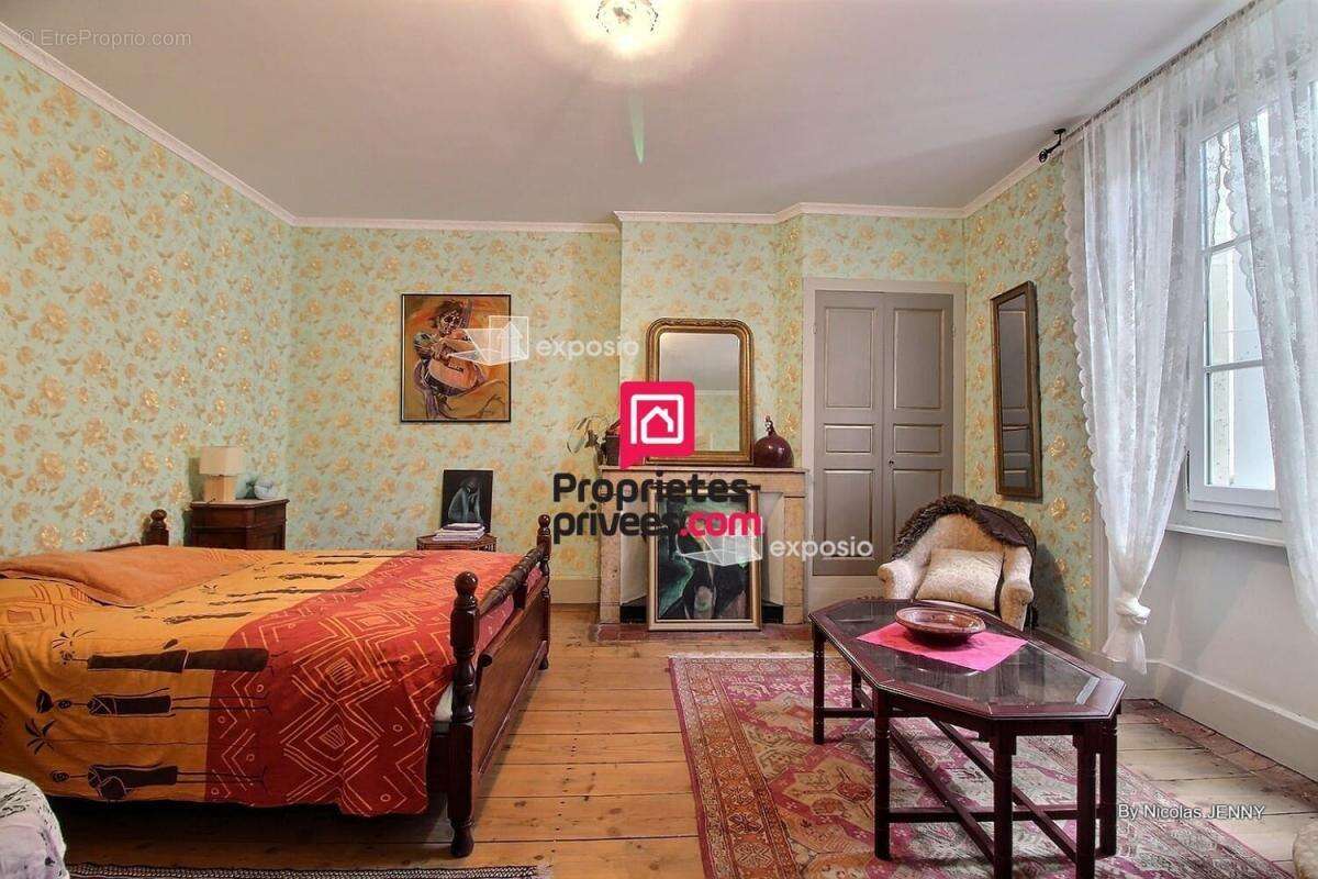 Maison à LIVRON-SUR-DROME