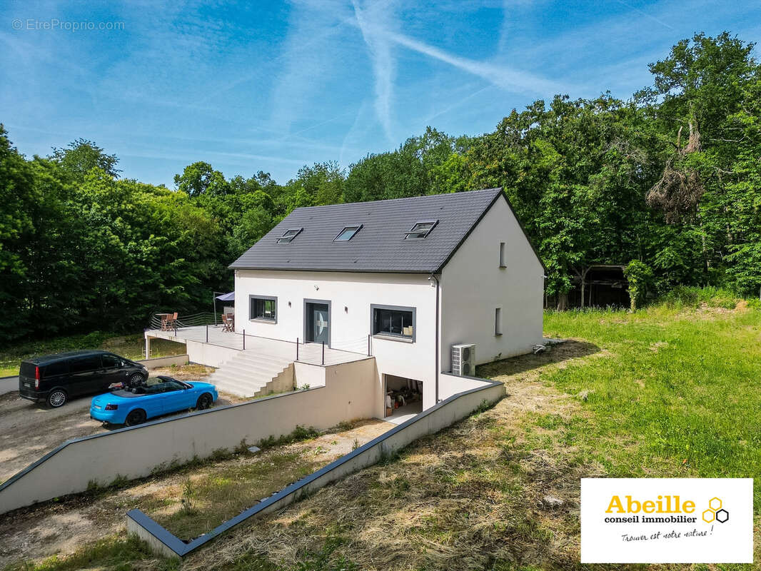 Maison à ANGERVILLIERS