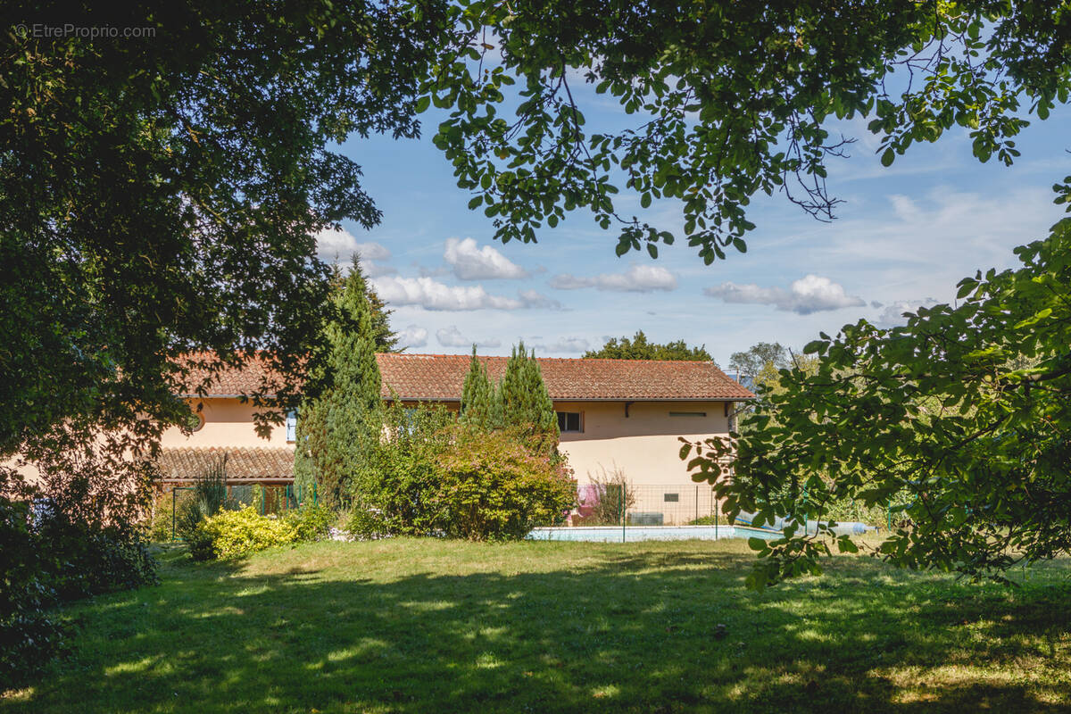 Maison à MONTMERLE-SUR-SAONE