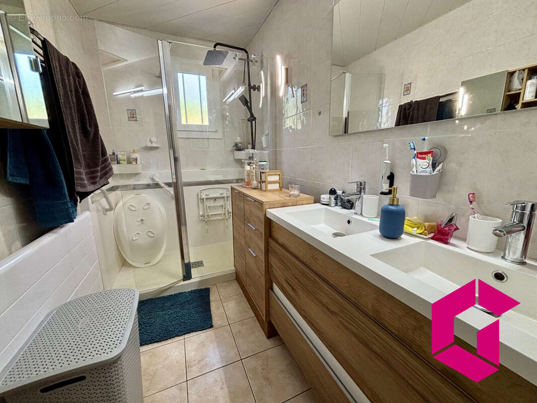 Maison à SAINT-ALBAN-D&#039;AY