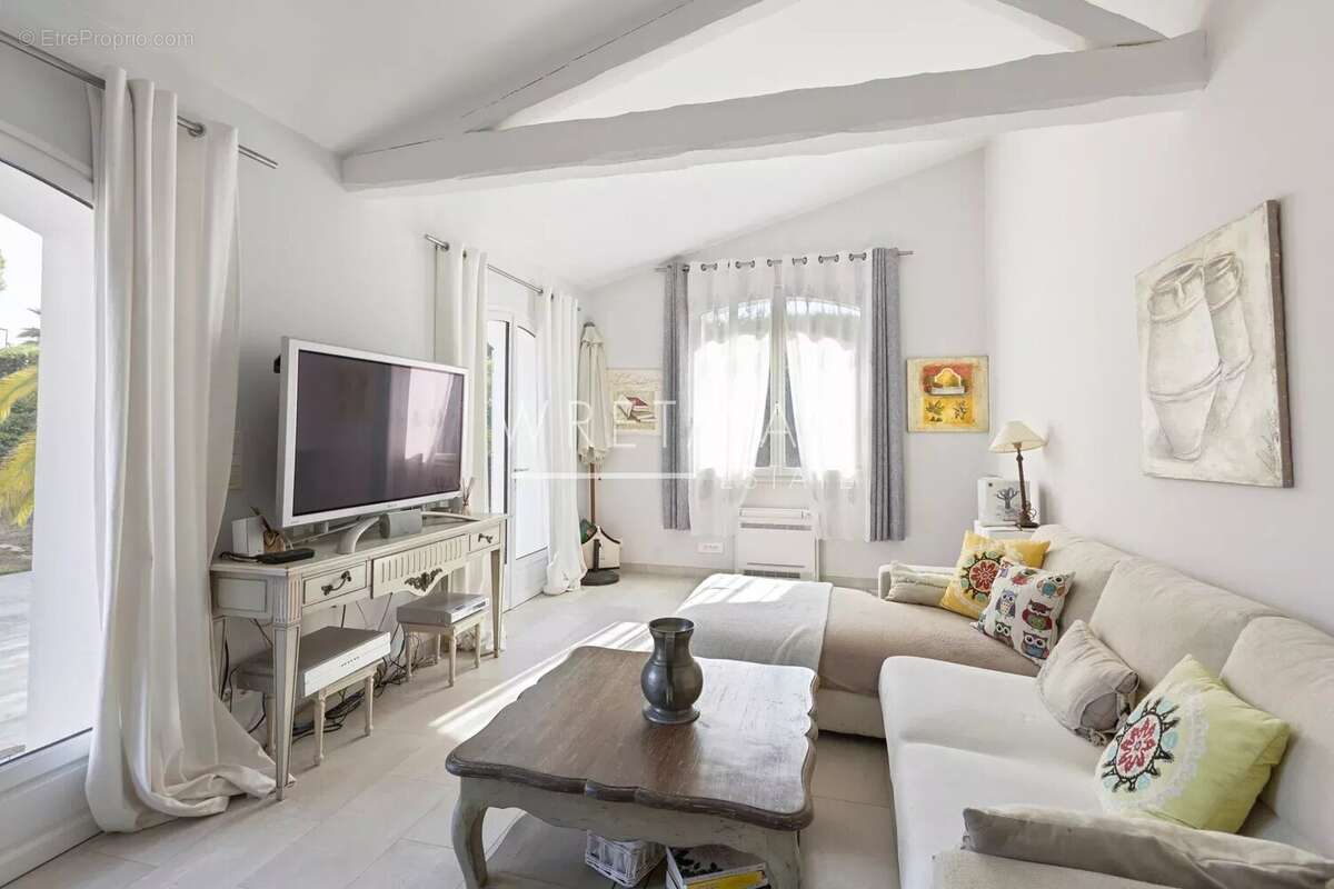 Maison à MOUGINS