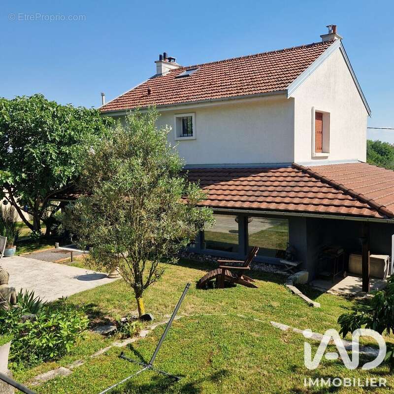 Maison 145 m² à Vitry-Le-Francois  - photo 2